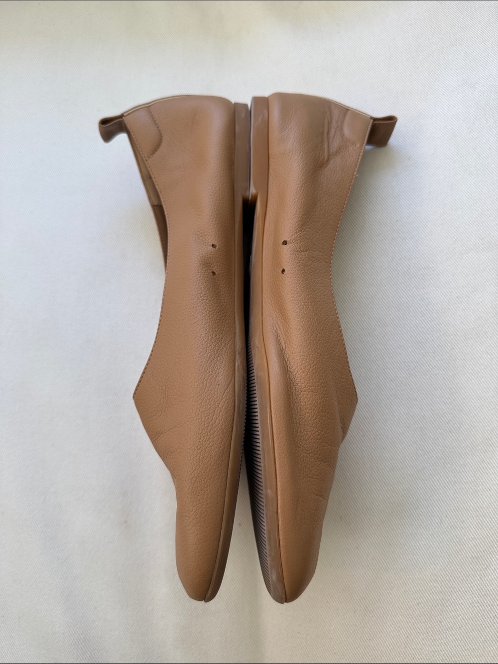 Everlane The Italian Leather Day Glove in Caramel - Picture 7 of 11
